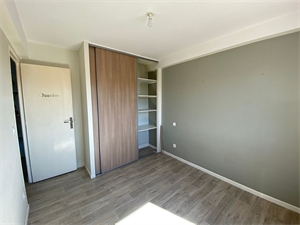 appartement à la vente -   64000  PAU, surface 60,7 m2 vente appartement - APR720756